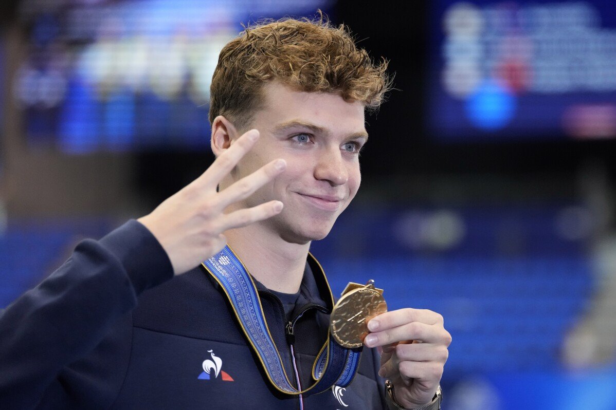 Avec de nombreuses stars de la natation aux Jeux olympiques de 2024, Marchand de la France pourrait briller le plus fort